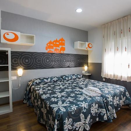 Hostal Gaudi Cuenca Cuenca  Luaran gambar