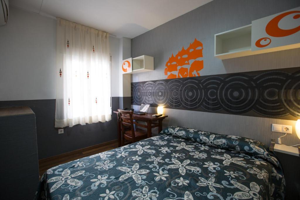 Hostal Gaudi Cuenca Cuenca  Luaran gambar